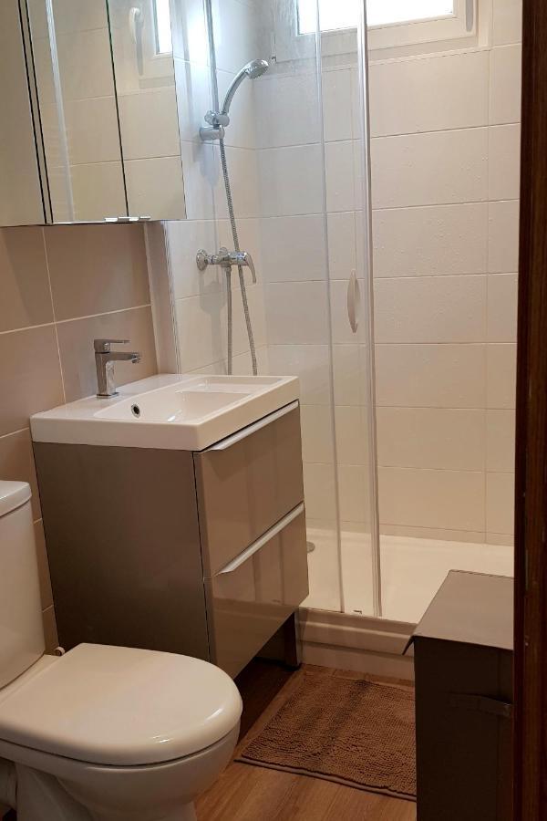 Au Bout Du Pont De Fil - Bel Appartement Refait A Neuf Тур Екстер'єр фото